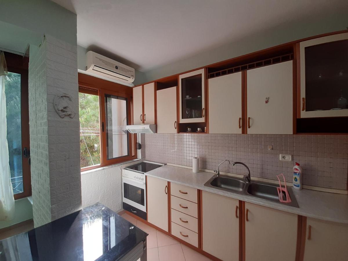 Ema'S Apartment Дуррес Экстерьер фото