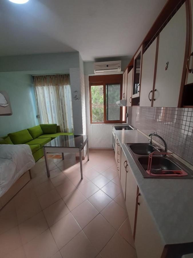 Ema'S Apartment Дуррес Экстерьер фото